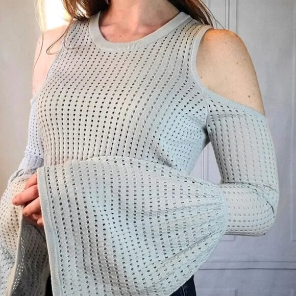 BCBGMaxazria Open Knit Bell Sleeve Cold Shoulder LUCIA Top size SMALL - Picture 2 of 7